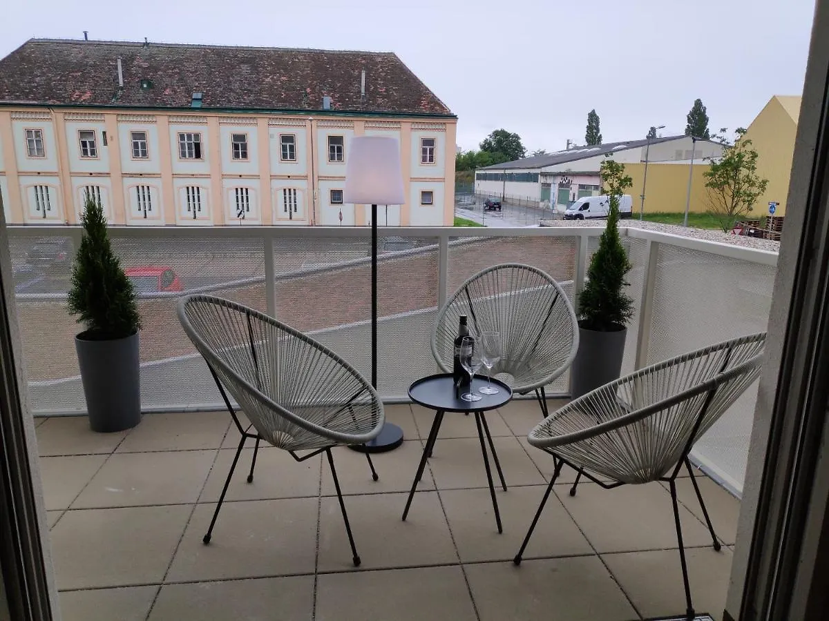 Daire City Appartement Wien-Schwechat